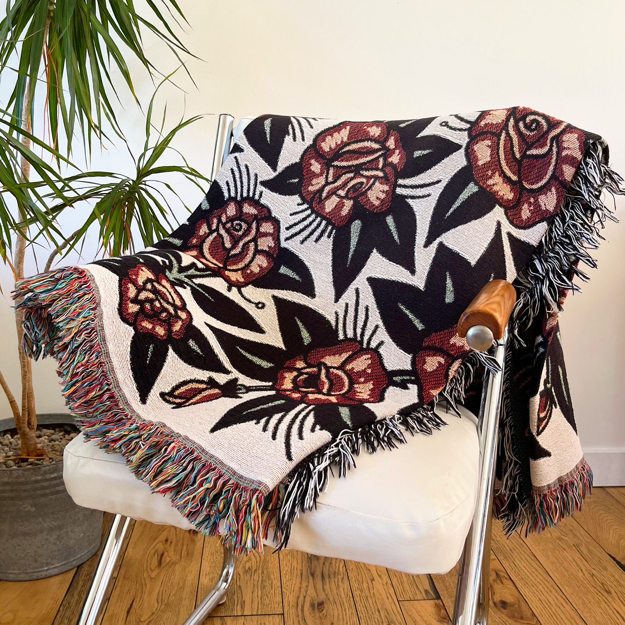 red bloom blanket
